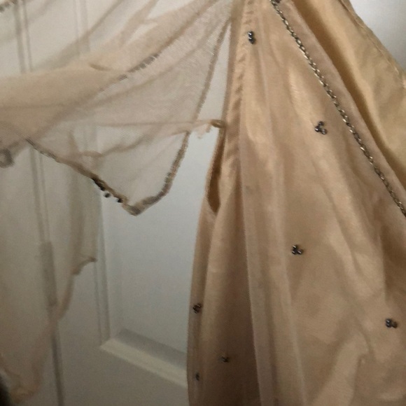 Cute sequence cream top fit xs/s - Picture 2 of 6